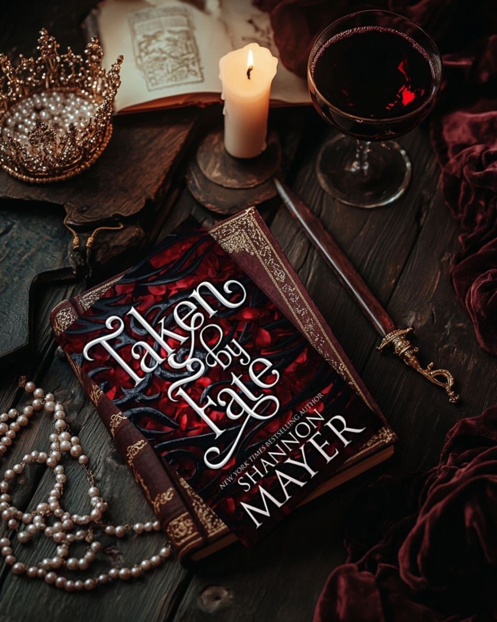 Taken by Fate (The Alpha Territories Book 1) by Shannon&nbsp;Mayer